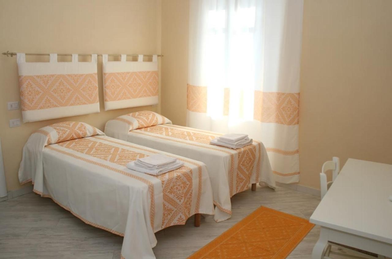 Guest House Le Gemelle Luras Room photo